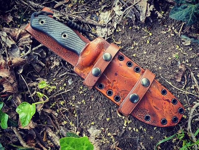 Swamp Rat Rodent 6 custom leather kydex Hybrid with Zombie theme. Features horizontal straps